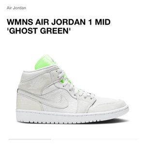 Nike air jordan 1 mid “ghost green” size 6.5 womens worn once